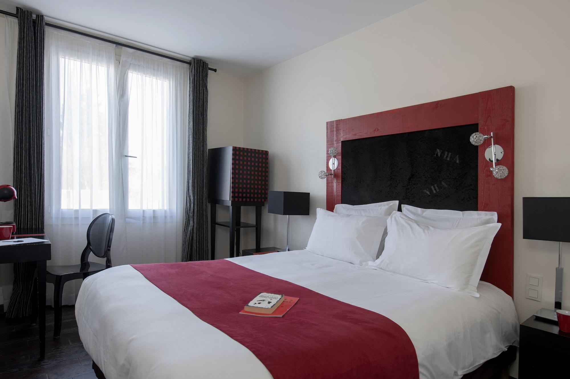 Hotel Arles Plaza Zewnętrze zdjęcie